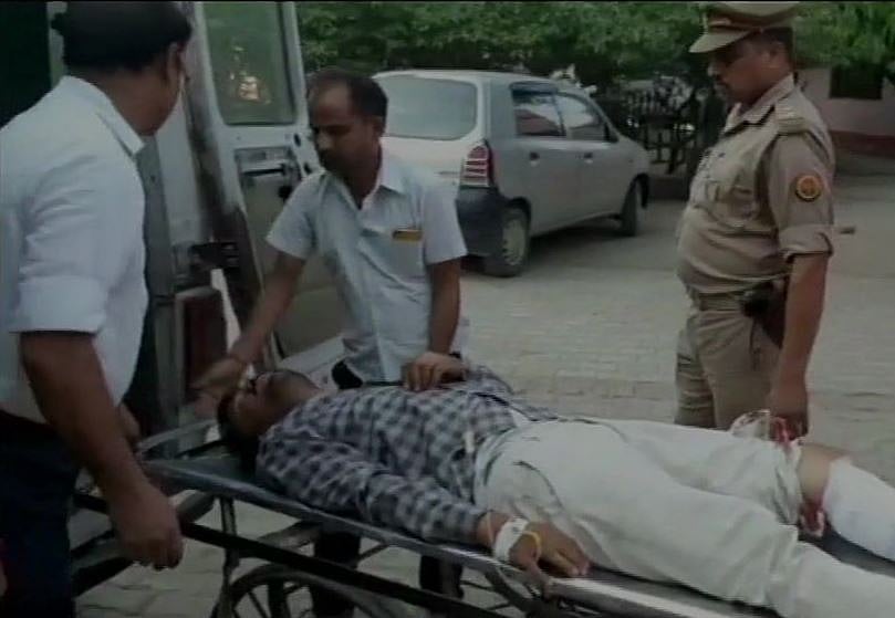 यूपी: बाराबंकी में जहरीली शराब से मौत मामले का मुख्य आरोपी पुलिस मुठभेड़ में गिफ्तार, अब तक 14 लोगों की मौत