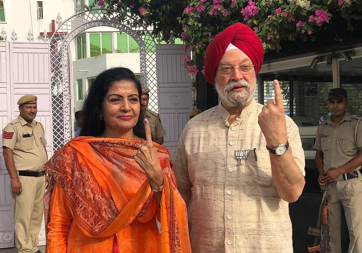 लोकसभा चुनाव 2019 LIVE: पश्चिम बंगाल में बीजेपी प्रत्याशी भारती घोष के काफिले पर हमला,  आयोग ने रिपोर्ट मांगी