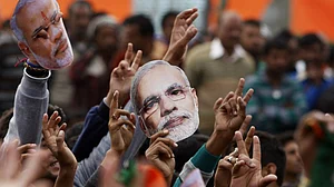 इस चुनाव में ‘भैया जी’ की एक ही समस्या- वोटर है कि बोलता नहीं !