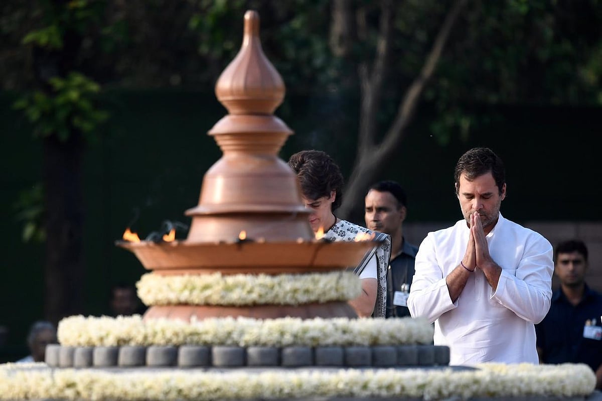 दिल्ली: सोनिया, राहुल, प्रियंका ने दी राजीव गांधी को श्रद्धांजलि, मनमोहन सिंह समेत कई वरिष्ठ नेताओं ने किया याद