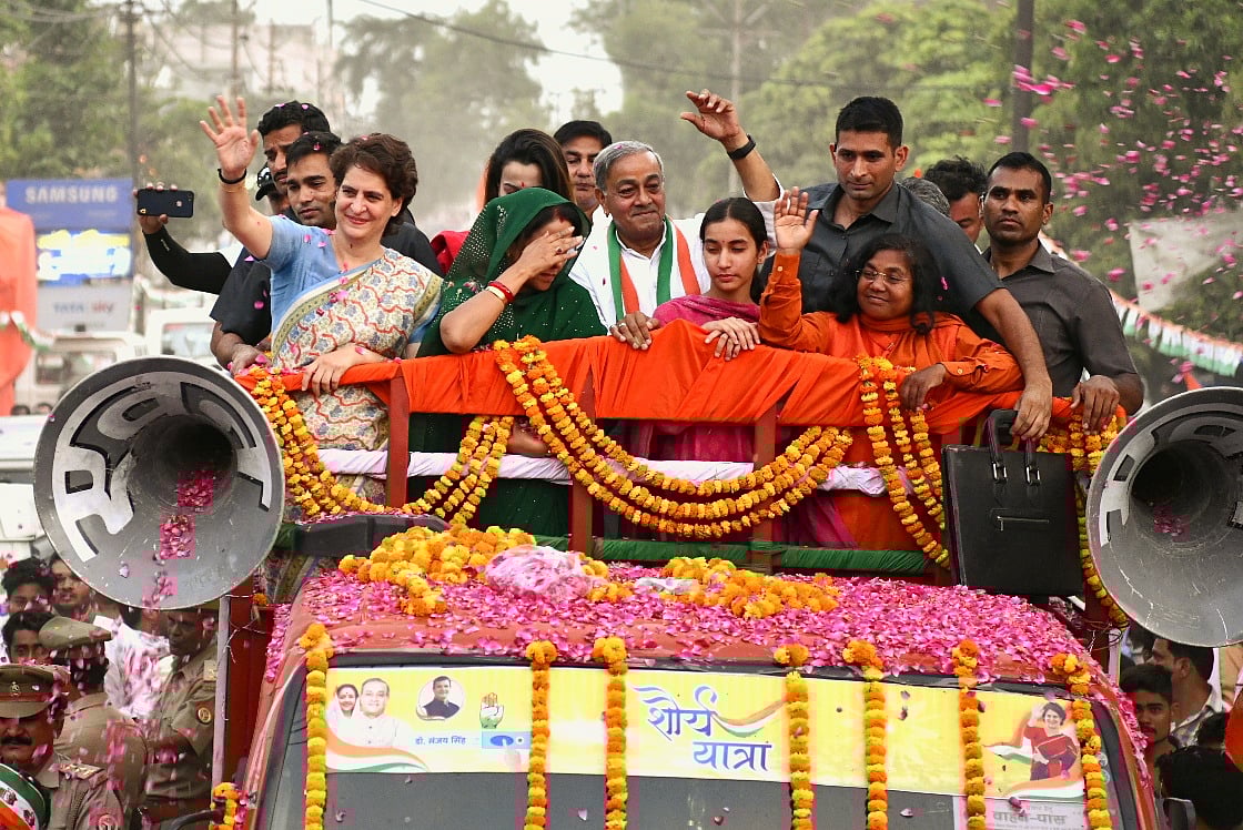 मोदी पर तीखे होते जा रहे हैं प्रियंका के हमले: दिनकर की कविता, महाभारत के प्रसंग से लेकर होमवर्क में फेल बच्चे तक