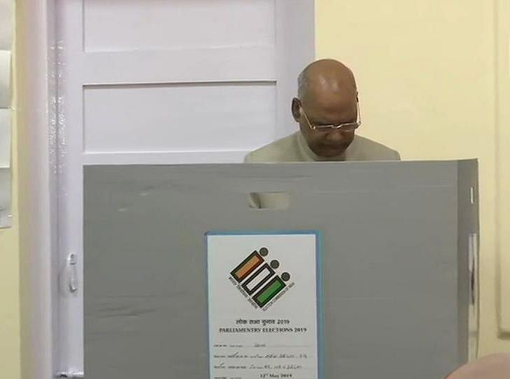 लोकसभा चुनाव 2019 LIVE: पश्चिम बंगाल में बीजेपी प्रत्याशी भारती घोष के काफिले पर हमला,  आयोग ने रिपोर्ट मांगी