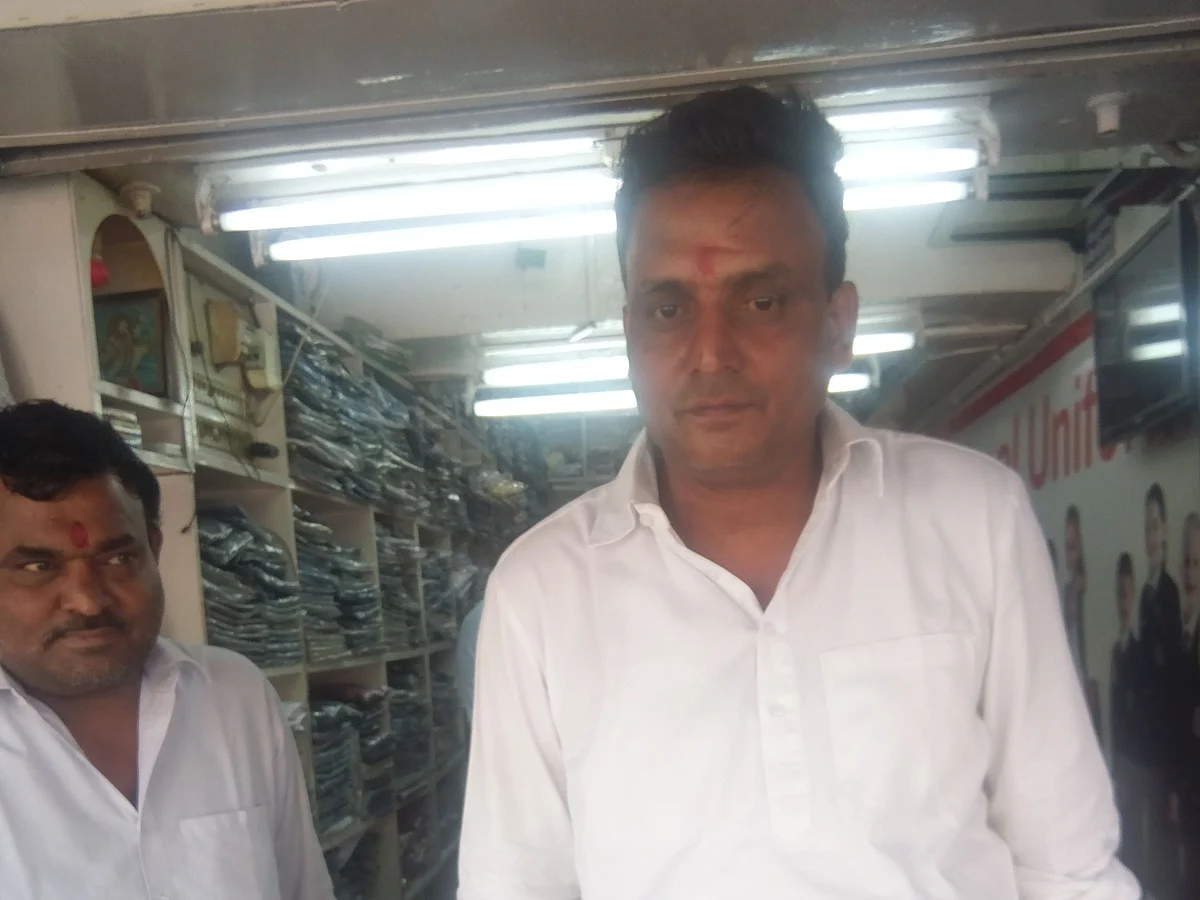 भवानी घंटाघर बाजार एसोसिएशन के अध्यक्ष अतुल कुमार चौधरी