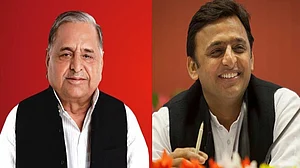 आय से अधिक संपत्ति मामले में अखिलेश-मुलायम यादव को क्लीन चिट, सीबीआई ने कहा, नहीं मिला कोई सबूत