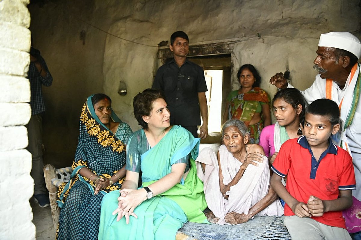 लोकसभा चुनाव 2019 LIVE: प्रज्ञा ठाकुर पर चला चुनाव आयोग का डंडा, 72 घंटे का लगा बैन