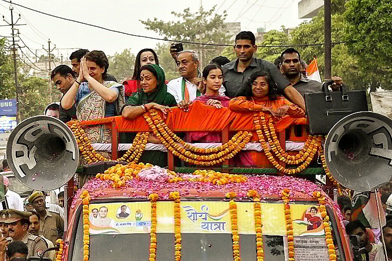 मोदी पर तीखे होते जा रहे हैं प्रियंका के हमले: दिनकर की कविता, महाभारत के प्रसंग से लेकर होमवर्क में फेल बच्चे तक