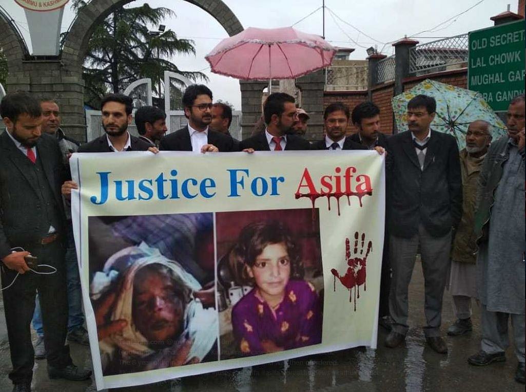 नवजीवन बुलेटिन: कठुआ रेप-हत्या केस में 6 दोषी करार और महान नाटककार गिरीश कर्नाड का निधन, इस समय की 4 बड़ी खबरें