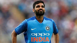 वर्ल्ड कप 2019: टीम इंडिया को बड़ा झटका, 2-3 मैचों के लिए बाहर हुए भुवनेश्वर कुमार