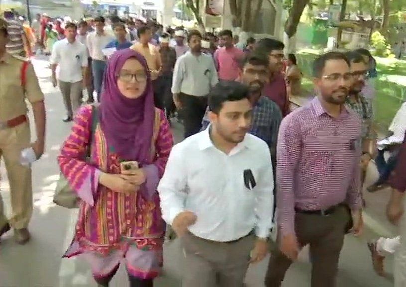 कोलकाता के डॉक्टर्स के समर्थन में आए देश के कई शहरों के डॉक्टर्स, बढ़ी मरीजों की परेशानी