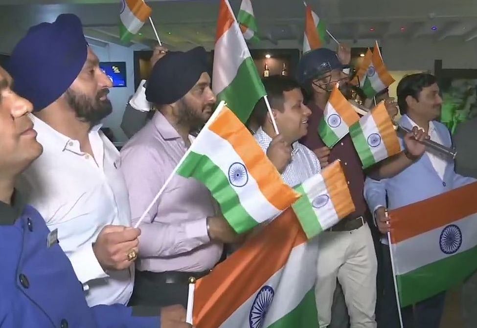 वर्ल्ड कप 2019 LIVE: भारत ने पाकिस्तान को सातवीं बार वर्ल्ड कप में धोया, बारिश से बाधित मैच में 89 रन से शानदार जीत