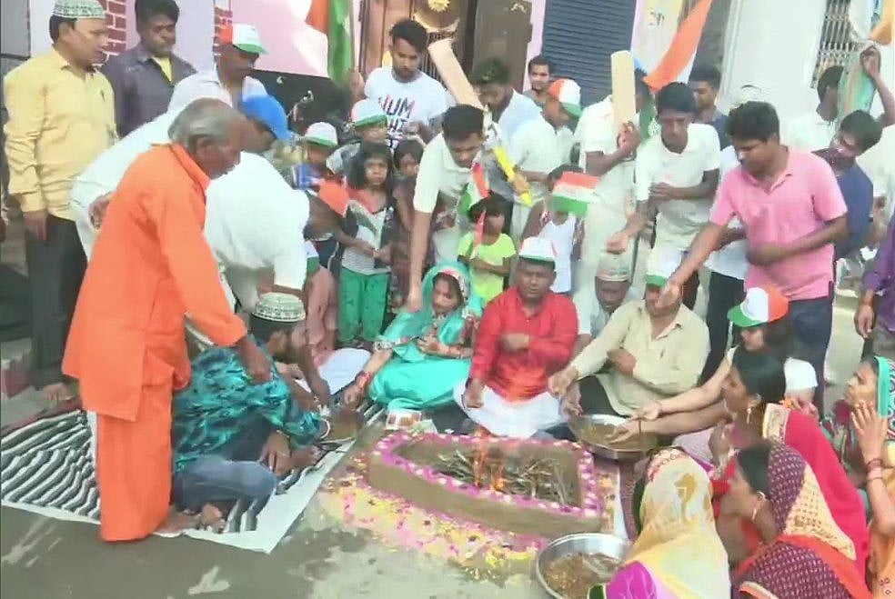 वर्ल्ड कप 2019 LIVE: भारत ने पाकिस्तान को सातवीं बार वर्ल्ड कप में धोया, बारिश से बाधित मैच में 89 रन से शानदार जीत