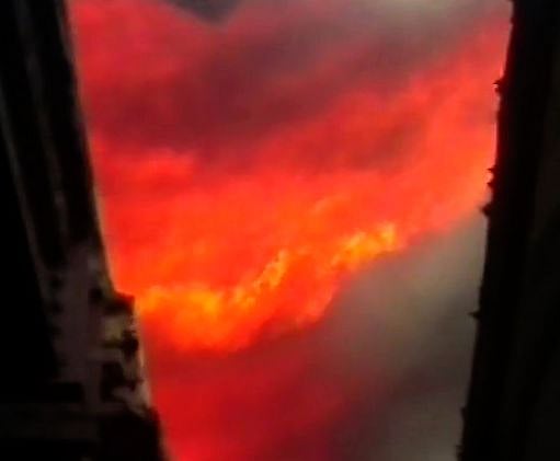 कोलकाता में केमिकल गोदाम में भीषण आग, दमकल की 25 गाड़ियां मौक पर, आग पर काबू पाने की कोशिश जारी