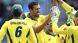 विश्व चैंपियन ऑस्ट्रेलिया ने वेस्टइंडीज को 15 रन से हराया, नाथन कल्टर नाइल और मिचेल स्टार्क रहे मैच के स्टार