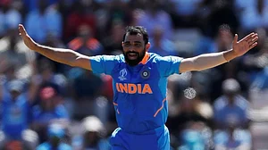 T20 World Cup Ind vs Aus : टीम इंडिया की धमाकेदार जीत, आते ही छाए शमी, आखिरी ओवर में ऑस्ट्रेलिया के 4 विकेट गिरे