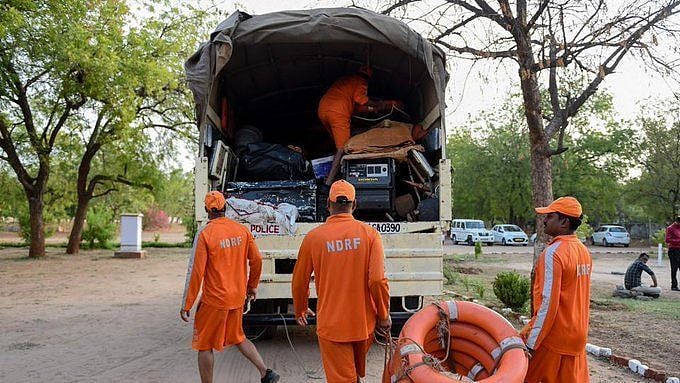 गुजरात में आ रहा है ‘वायु’, तूफान के तांडव से पहले जारी किया गया अलर्ट, जानिए किन इलाकों में होगा इसका असर