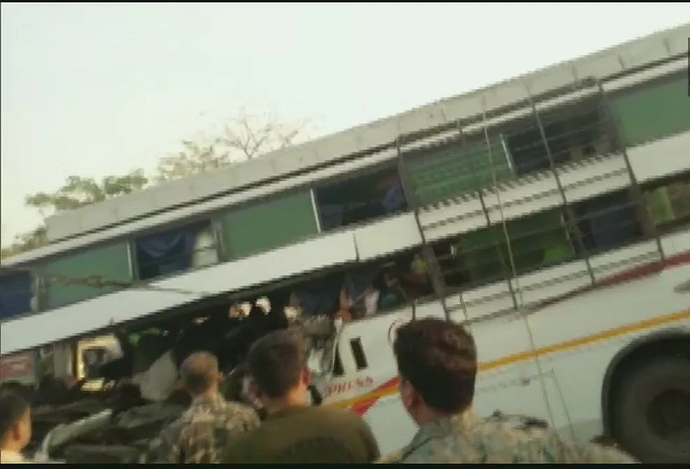 झारखंड: हजारीबाग में भीषण सड़क हादसा, 11 लोगों की मौत, 25 घायल, कई लोगों के हालात गंभीर
