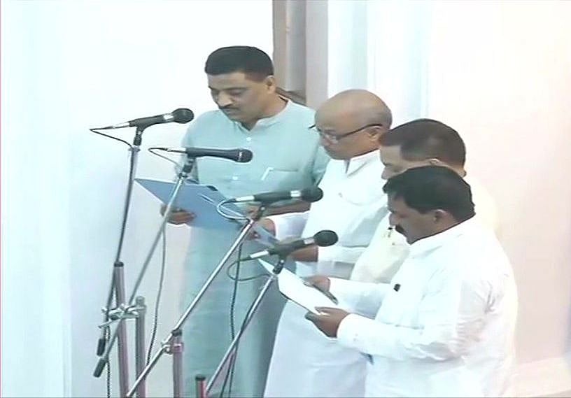 नीतीश के कैबिनेट विस्तार में बीजेपी को नहीं मिली जगह, बिहार एनडीए में पड़ चुकी है दरार?