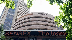 बजट के बाद से बिगड़े शेयर बाजार के हालात अब तक नहीं सुधरे, लगातार 7वें दिन गिरावट