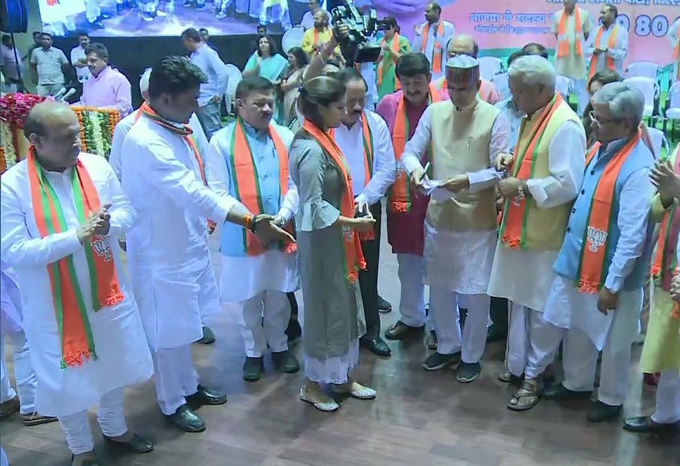 हरियाणवी डांसर सपना चौधरी को मिला नया ‘प्लेटफॉर्म’, बीजेपी में हुईं शामिल