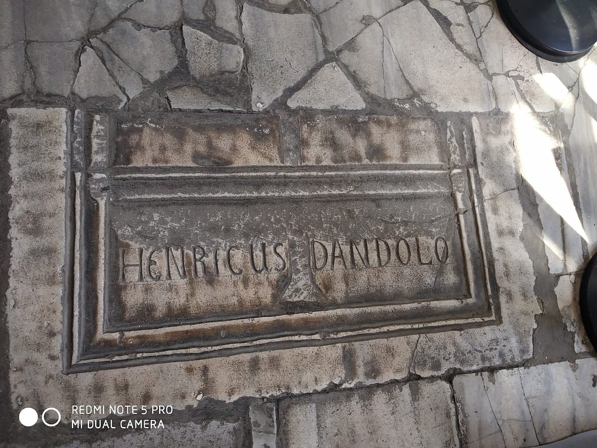 सैलानी: यूरोपीय और एशियाई संस्कृति का संगम है इस्तांबुल का आया सोफिया