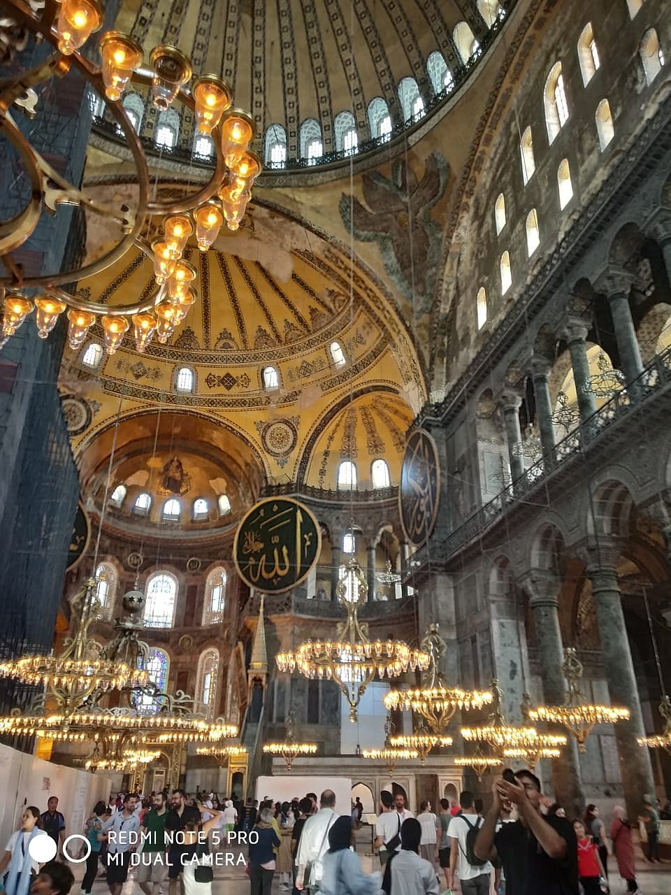 सैलानी: यूरोपीय और एशियाई संस्कृति का संगम है इस्तांबुल का आया सोफिया