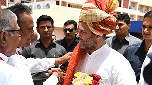 गुजरात की कोर्ट से राहुल गांधी को मिली जमानत, नोटबंदी में बड़े पैमाने पर जमा कराए गए पैसों को लेकर उठाए थे सवाल