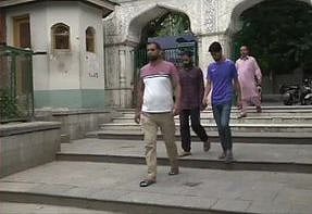 बड़ी खबर LIVE: जम्मू में प्रेस कांफ्रेंस कर रहे कांग्रेस नेता गिरफ्तार, राहुल ने पूछा- कब खत्म होगा पागलपन