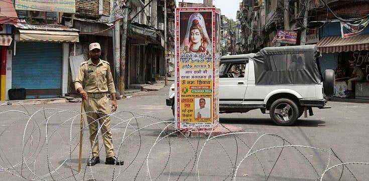 जम्मू-कश्मीर: कर्फ्यू और तनाव के बीच घाटी  में कैसे मनेगी बकरीद, जानिए क्या हैं सरकार के इंतजाम