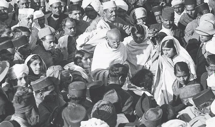 आज सबकी आजादी खतरे में, साफ दिख रही है फासीवाद की गहरी होती खाई