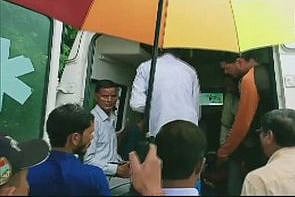 उत्तराखंड: टिहरी गढ़वाल में स्कूल बस के खाई में गिरने से 7 बच्चों की दर्दनाक मौत, 18 बच्चे थे सवार