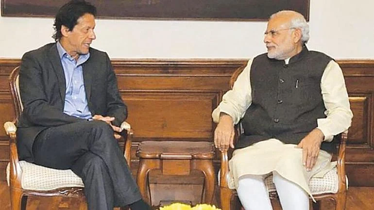 क्या  पाकिस्तान को पहले से पता था, भारत हटाने वाला है कश्मीर से धारा 370?