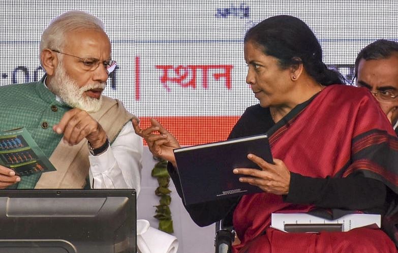 मोदी सरकार की नीतियों से आई मंदी, भारतीय अर्थव्यवस्था चौपट!