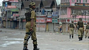 जम्मू-कश्मीर पर जिस तरह हुआ फैसला, वह लोकतंत्र के भविष्य के लिए एक डरावना संदेश