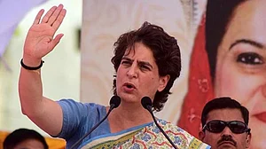 आरक्षण के मसले पर प्रियंका गांधी का आरएसएस-बीजेपी पर हमला, कहा- इनके मंसूबे खतरनाक
