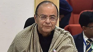 बड़ी खबर LIVE: एम्स के आईसीयू भर्ती अरुण जेटली की हालत स्थिर, पीएम मोदी समेत कई बीजेपी नेता पहुंचे हाल जानने