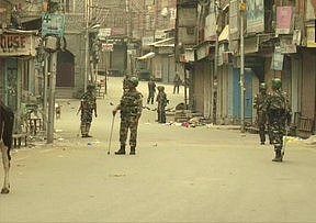 धारा-370 हटाए जाने के बाद अजित डोभाल पहुंचे कश्मीर, जानें घाटी में अब कैसे हैं हालात, देखें तस्वीरें 