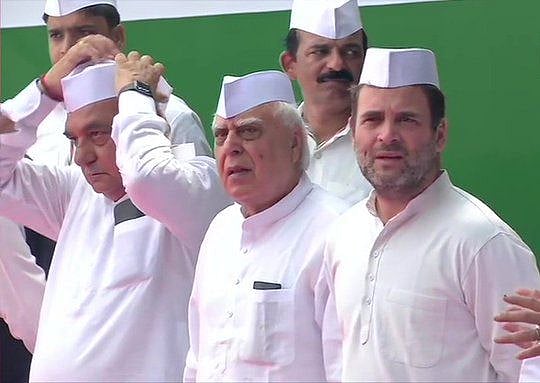 बड़ी खबर LIVE: उमराव जान की गजलों के कंपोज़र मशहूर संगीतकार खय्याम बेहद बीमार, आईसीयू में भर्ती