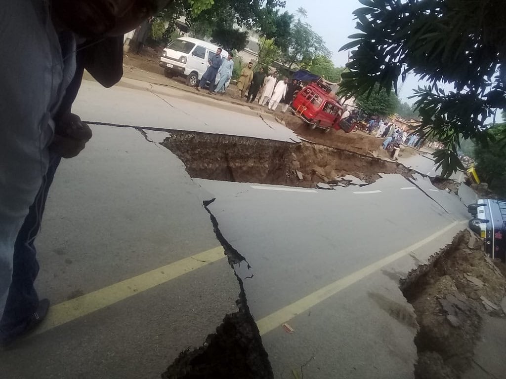 बड़ी खबर LIVE: ट्रंप ने पीएम मोदी को बताया भारत का पिता,  ट्रेड डील पर बातचीत जारी