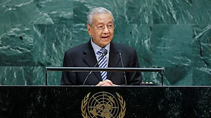 मलेशियाई PM ने UN में दिया पाकिस्तान का साथ, कहा- भारत ने आक्रमण करके जम्मू-कश्मीर पर कब्जा किया