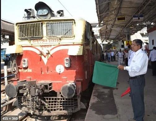 रेलवे कर्मचारियों को मिला दिवाली का तोहफा, 78 दिनों का मिलेगा बोनस, जानिए सरकार कितना करेगी खर्च