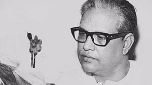 आज होते तो 100 साल के होते मजरूह सुल्तानपुरी, इनमें से 2 साल गुज़ारे मुंबई की आर्थर रोड जेल में