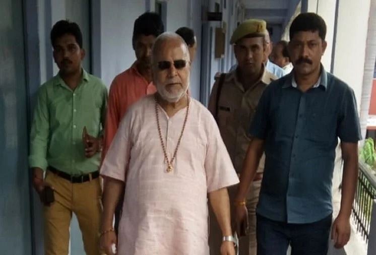 शाहजहांपुर केस: बीजेपी नेता चिन्मयानंद  भेजे गए जेल, रेप और ब्लैकमेलिंग के आरोप में 3 और गिरफ्तार