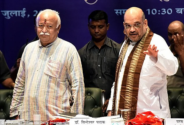 आरएसएस ने आरक्षण की वजह से किया था संविधान का विरोध,  शुरू से पिछड़ी जातियों  के उत्थान के खिलाफ रहा है संघ