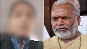 चिन्मयानंद कांड : पीड़िता ने एसआईटी को सौंपे 43 वीडियो, स्वामी को बताया ‘ब्लैकमेलर’, जांच टीम पर उठाए कई सवाल