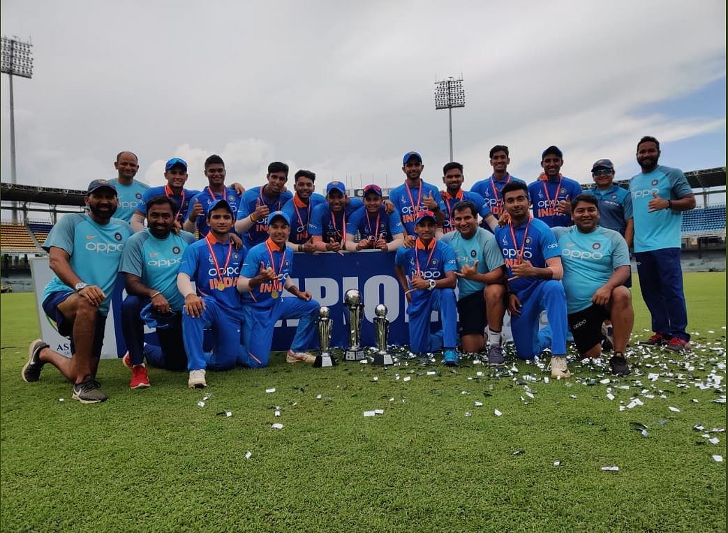 Under-19 Asia Cup: फाइनल मैच में बांग्लादेश को 6 रनों से हराकर टीम इंडिया ने 7वीं बार अपने नाम किया खिताब
