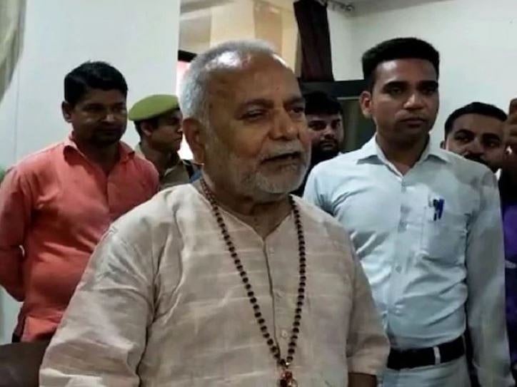 छात्रा से यौन उत्पीड़न मामला: बीजेपी नेता चिन्मयानंद के उड़े होश! SIT के हाथ लगी रहस्यमय ‘पेन-ड्राइव’