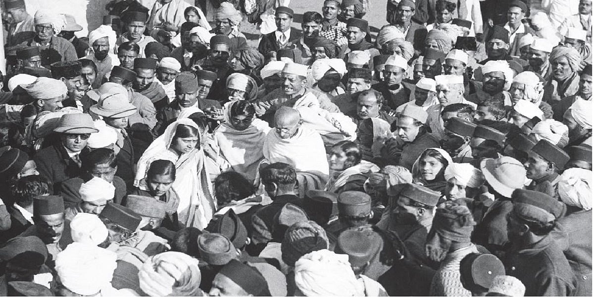 खरी-खरीः गांधी का धर्म एकांगी नहीं, उसमें पूरी मानवता है