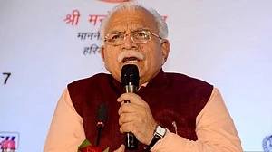 शर्मनाक बोल पर सीएम खट्टर की देश भर में निंदा, कांग्रेस बोली- मांगें माफी, सोनिया पर की थी आपत्तिजनक टिप्पणी