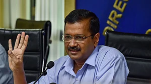 ऑड-ईवन: केजरीवाल बोले- नहीं मिलेगी सीएनजी वाहनों को छूट, लेकिन महिलाओं को राहत, जानें कब से होगा लागू