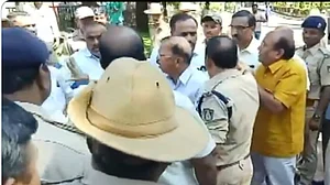 बड़ी खबर LIVE: कर्नाटक में सीएम येदियुरप्पा के दामाद की दादागिरी, पुलिस वालों से भिड़े, दी गालियां